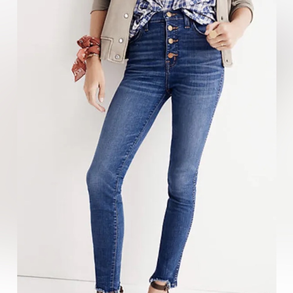 Madewell 10” High Rise Skinny Frayed Hem sz. 25